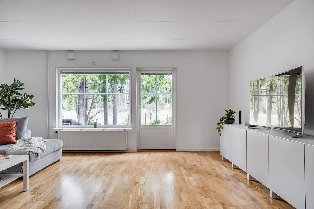 Large Family Home in Uppsala with Built-in Studio and Conference room (7)