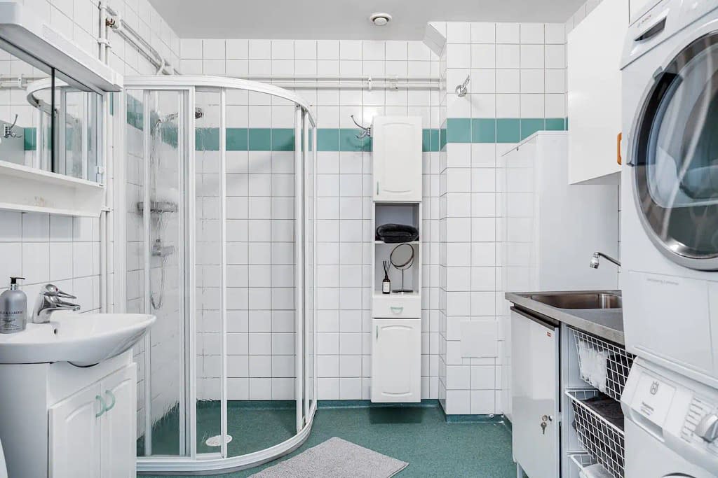 Large Family Home in Uppsala with Built-in Studio and Conference room (9)