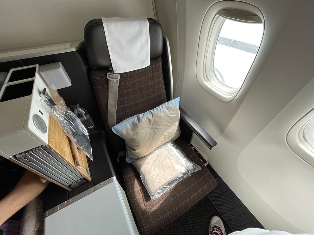 Swiss 777-300ER Business Class Seat (2023)