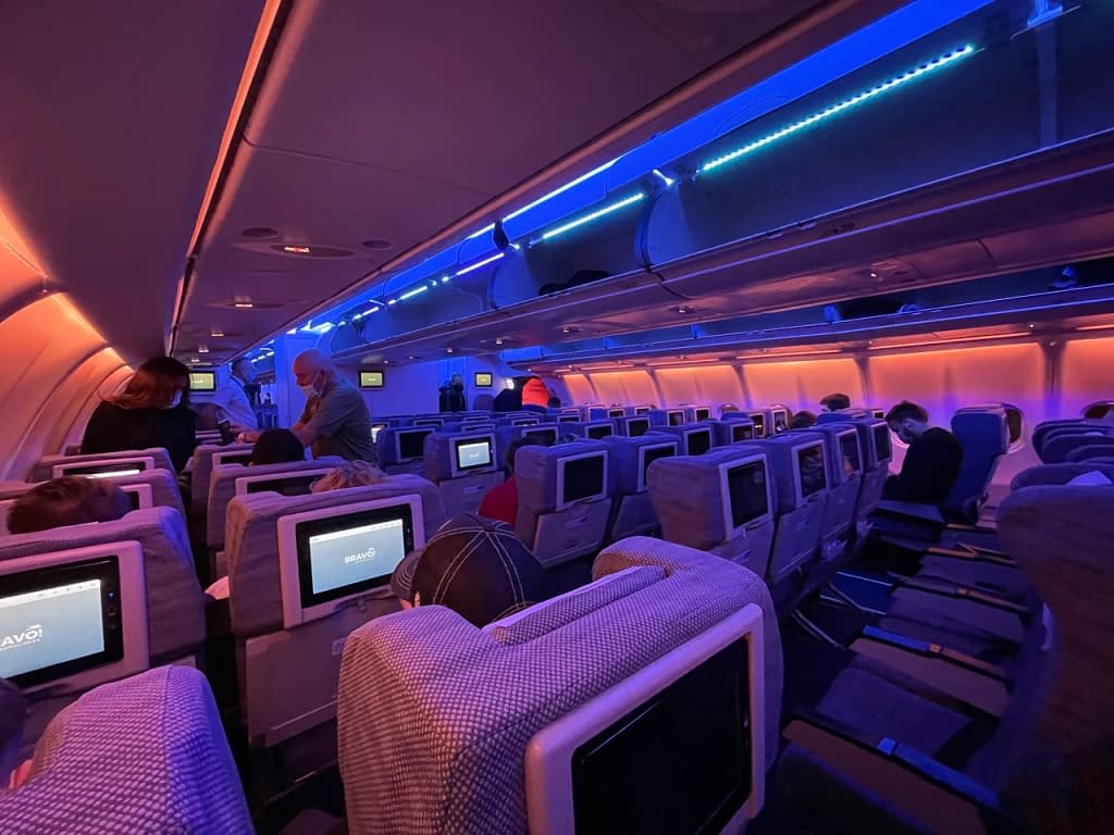 Aerolineas Argentinas Buenos Aires To Miami: A330-200 Economy Class ...