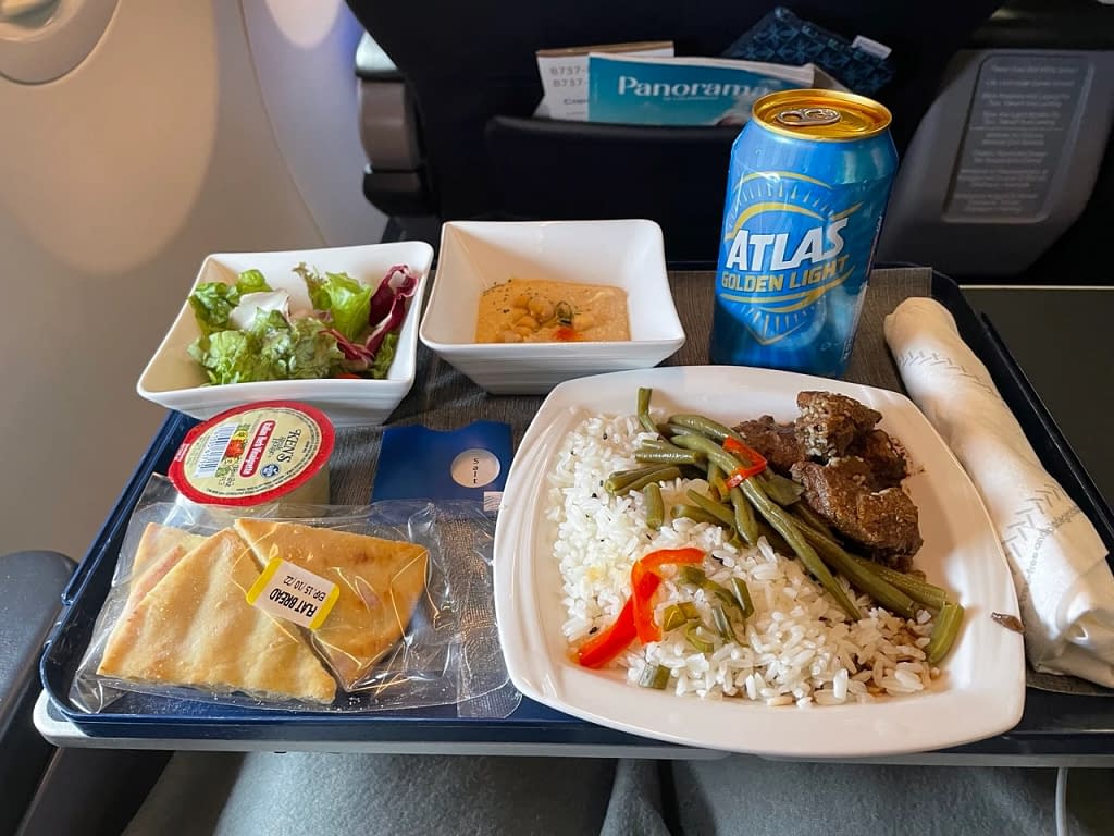 Copa 737-800 Business Class in 2023: Meal Service