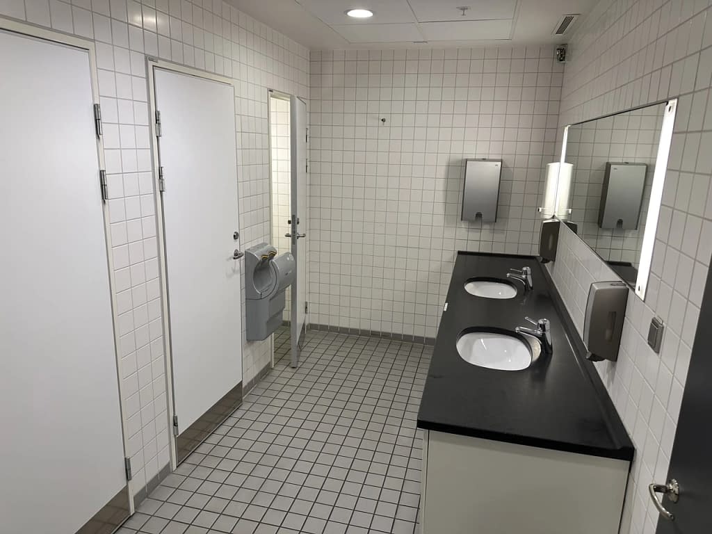 American Express Pop Up Lounge Stockholm Arlanda - Bathrooms