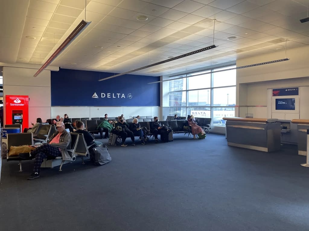 Delta Miami to Boston: Arrival in Boston (DL484)