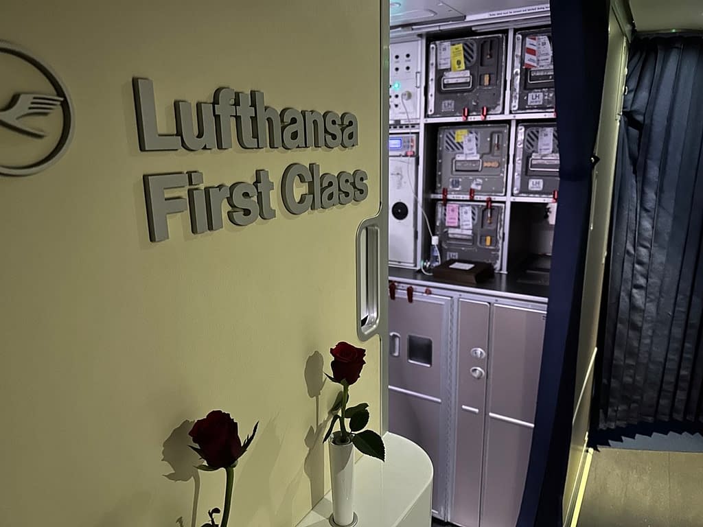 Lufthansa 747-8 First Class in 2023 - Galley 1