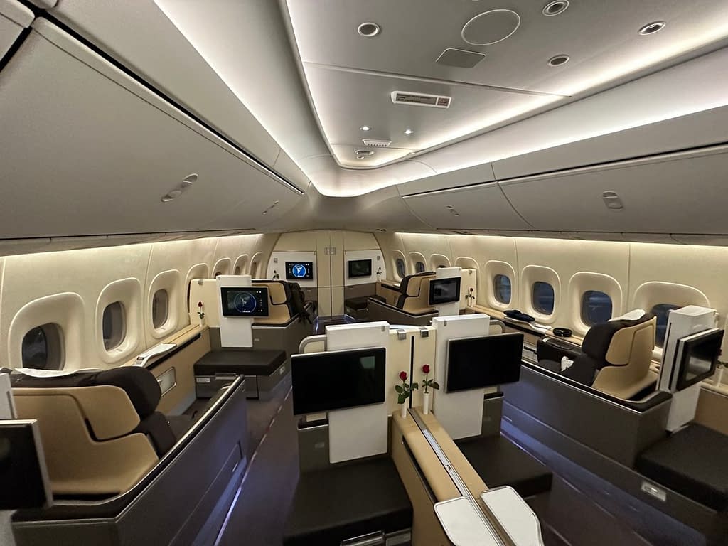 Lufthansa 747-8 First Class in 2023 - Cabin