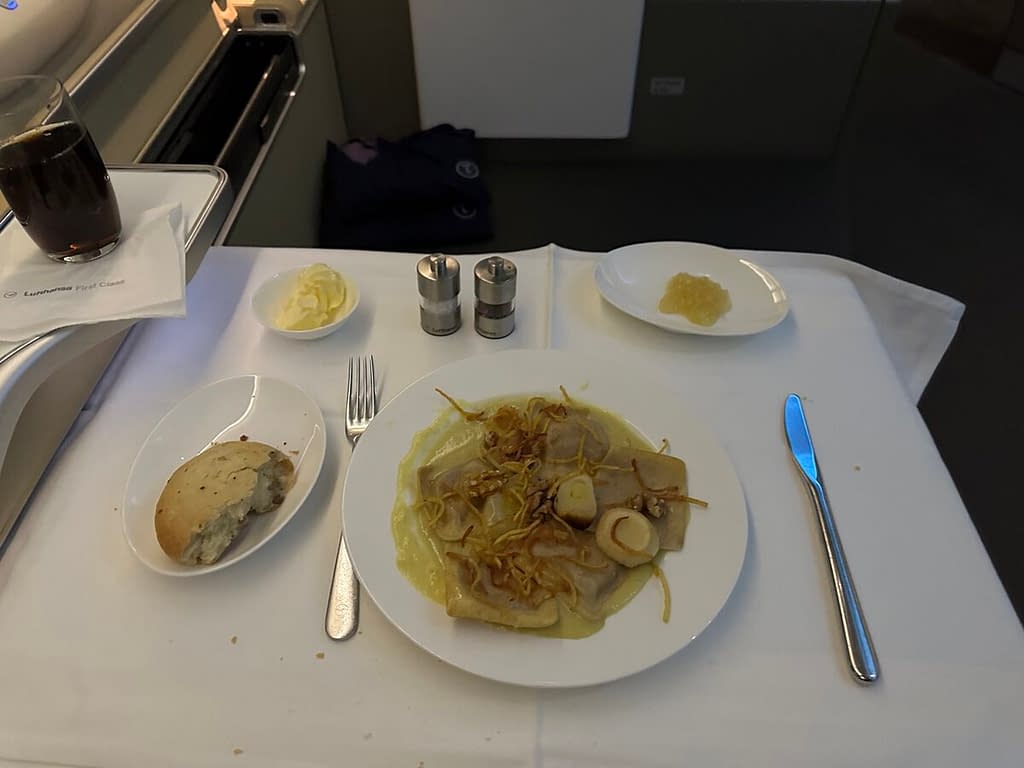 Lufthansa 747-8 First Class in 2023 - Dinner 10
