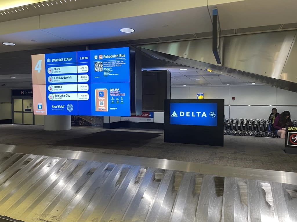Delta Miami to Boston: Baggage Belt (DL484)