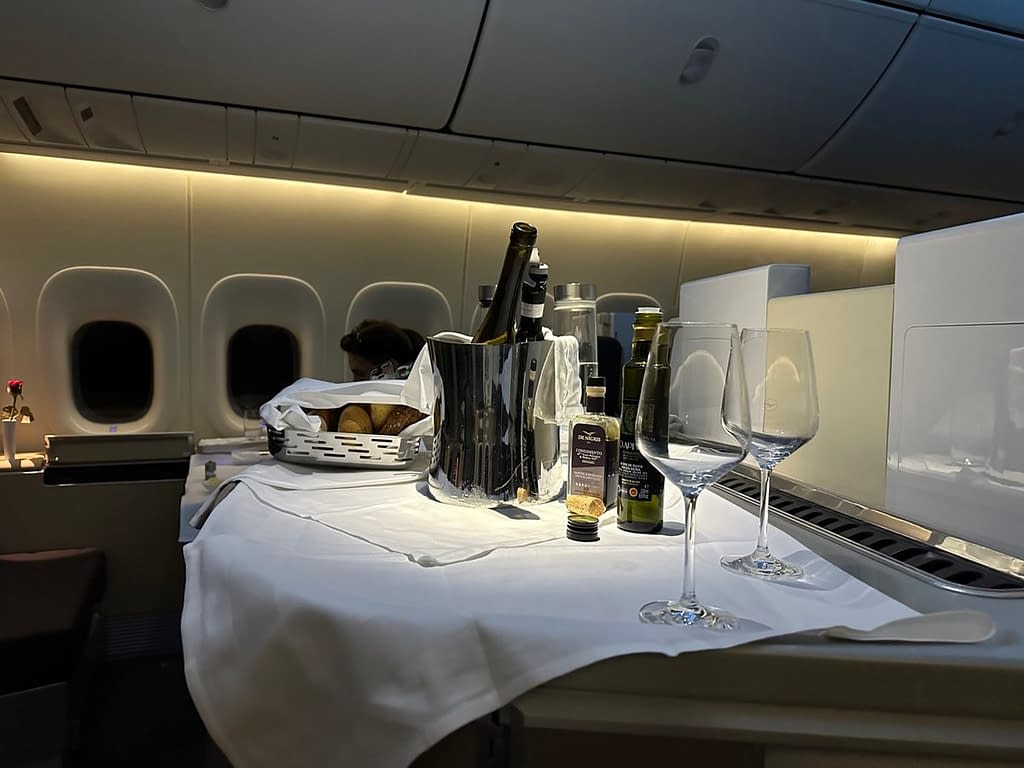 Lufthansa 747-8 First Class in 2023 - Dinner 3
