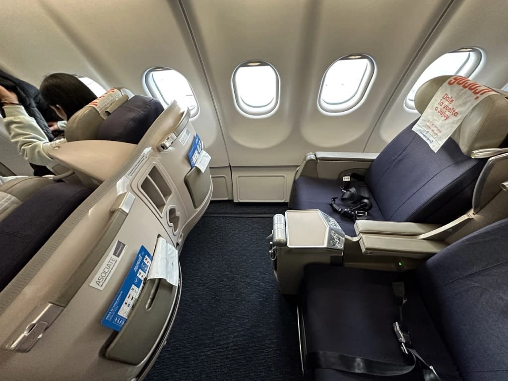 Aerolineas Argentinas A330-200 Business Class Seat (2023)