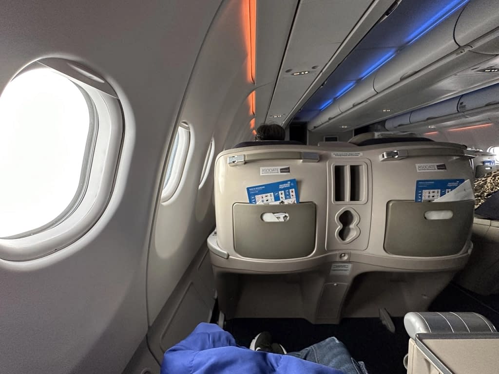Aerolíneas Argentinas A330-200 Old Business Class Cabin (LV-FVH)