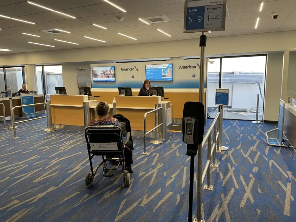 American Airlines boarding at gate B11 Boston Logan Airport