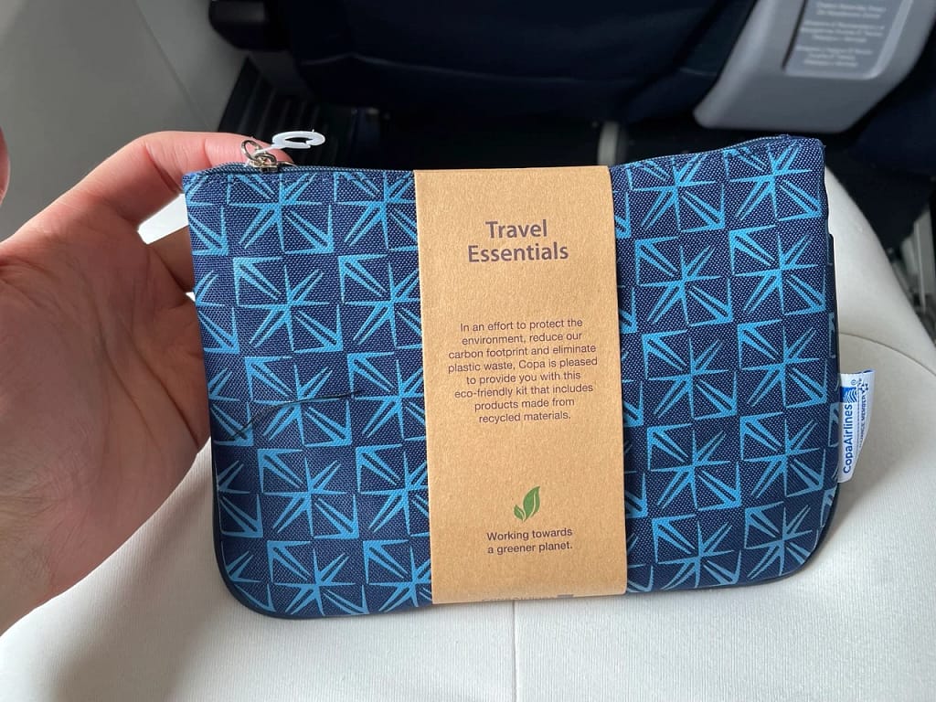 Copa 737-800 Business Class in 2023: Amenity Kit