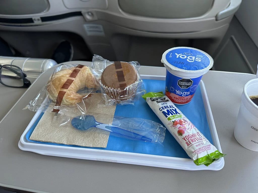 Aerolineas Argentinas A330-200 Business Class Meal (Domestic)