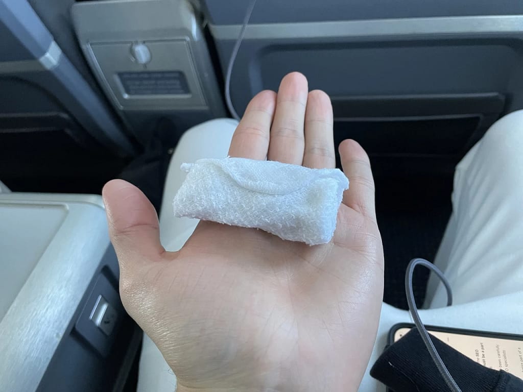 American Airlines A321neo First Class In 2023 - Hot towel