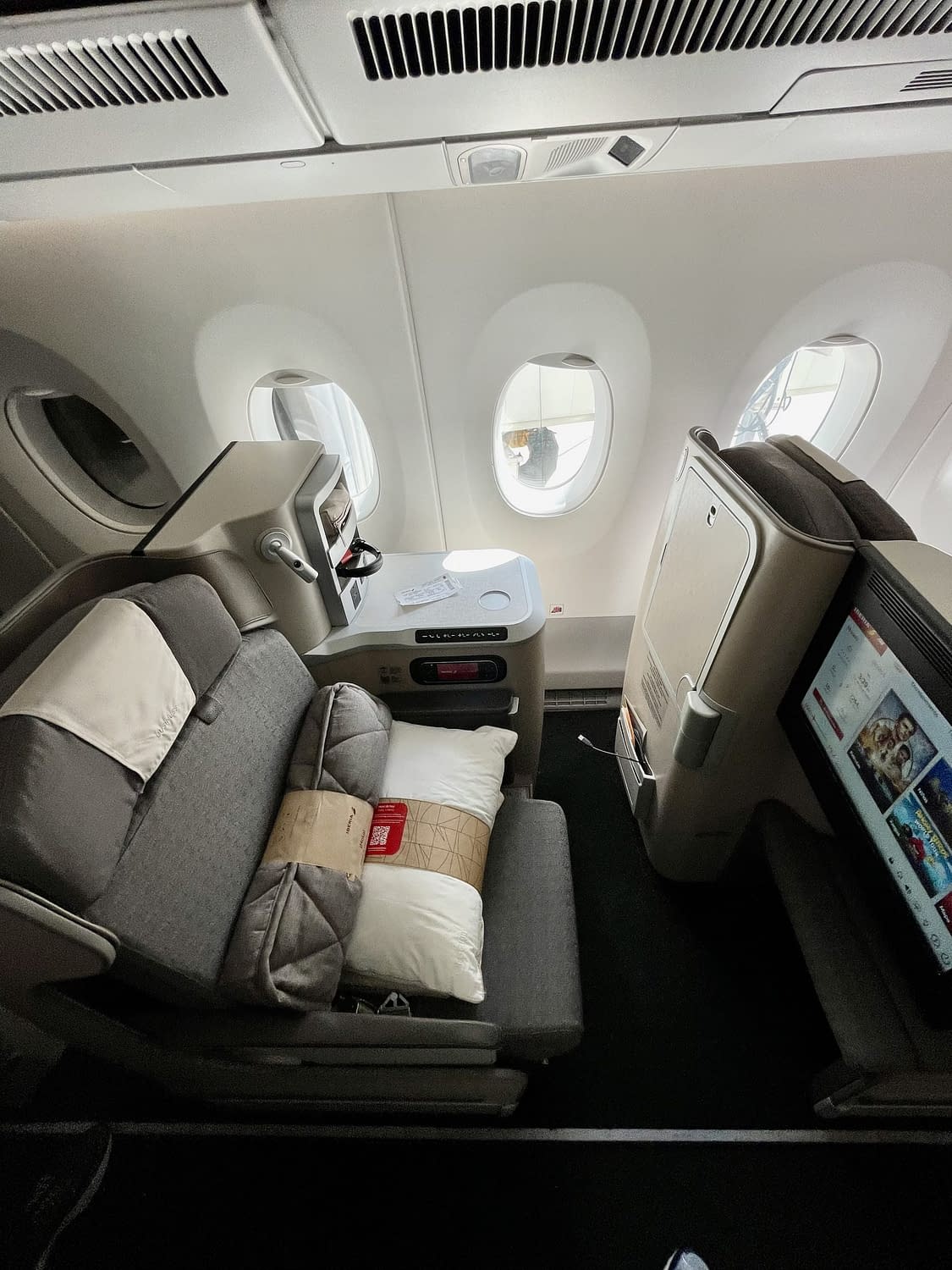 Iberia A350 Business Class-kabin sommaren 2022