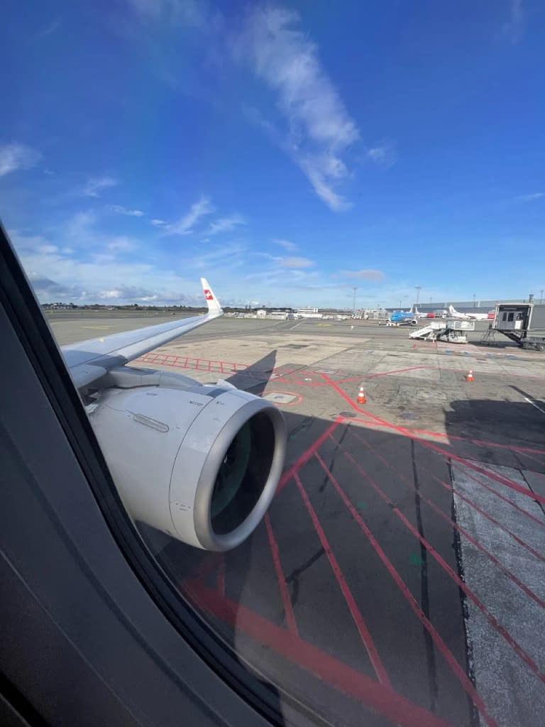 Swiss A320neo Business Class Gate